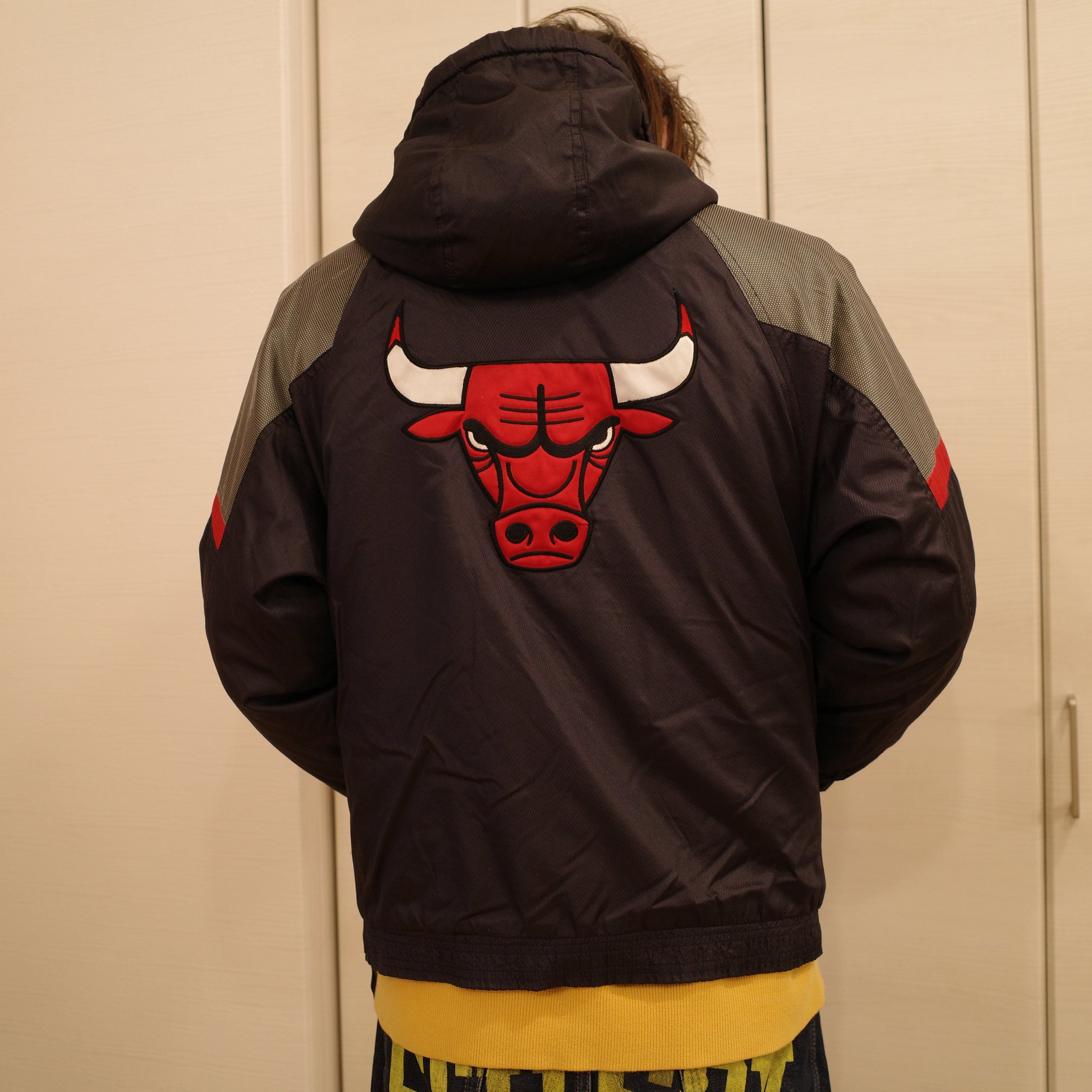 90's NBA シカゴ ブルズ Chicago bulls 中綿 ナイロン ジャケット USA 古着 M プルオーバー ハーフ ジップ | bmf.  Online Store