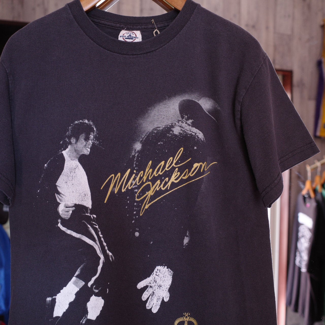 Hanes MICHAEL JACKSON マイケルジャクソン バンドTシャツ 楽天市場】ヘインズ Hanes MICHAEL JACKSON マイケルジャクソン